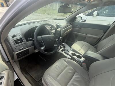 2011 Ford Fusion SEL   - Photo 3 - Kansas City, MO 64126