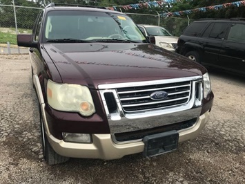 2006 Ford Explorer Eddie Bauer   - Photo 1 - Kansas City, MO 64126