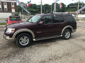 2006 Ford Explorer Eddie Bauer   - Photo 2 - Kansas City, MO 64126