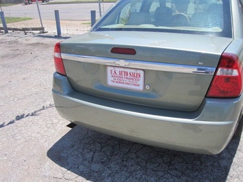 2005 Chevrolet Malibu   - Photo 12 - Kansas City, MO 64126