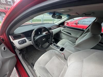 2009 Chevrolet Impala LT   - Photo 3 - Kansas City, MO 64126