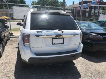 2006 Chevrolet Equinox LT   - Photo 13 - Kansas City, MO 64126