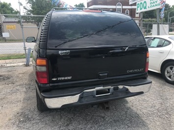 2002 Chevrolet Tahoe 4dr   - Photo 12 - Kansas City, MO 64126