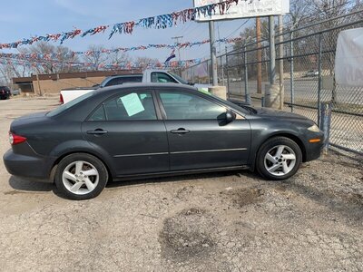 2004 Mazda Mazda6 i   - Photo 2 - Kansas City, MO 64126