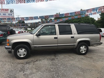 1999 Chevrolet Suburban K1500 4dr K1500   - Photo 2 - Kansas City, MO 64126