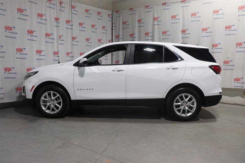 View vehicle photo 5