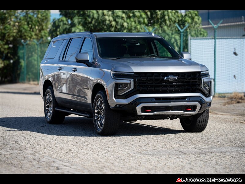 Sterling Gray Metallic 2025 Chevrolet Suburban SUV / Crossover Four-Wheel Drive Automatic