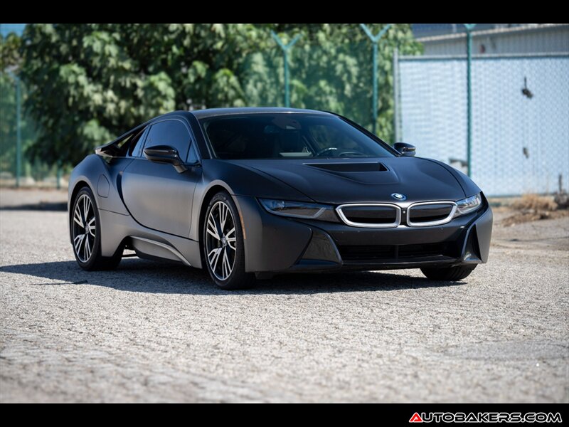 2017 BMW i8 Coupe AWD