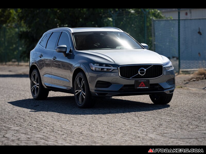 Gray (Osmium Grey Metallic) 2018 Volvo XC60 SUV / Crossover All-Wheel Drive 8-Speed Automatic