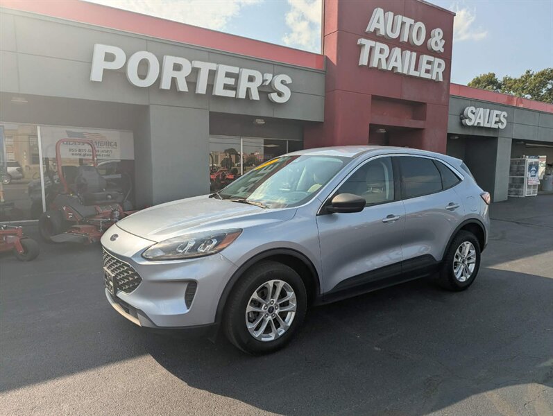 2022 Ford Escape Hybrid SE   - Photo 1 - Du Quoin, IL 62832