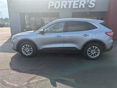 2022 Ford Escape Hybrid SE   - Photo 2 - Du Quoin, IL 62832