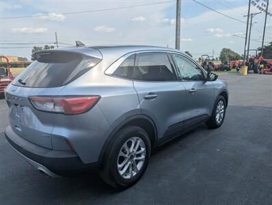 2022 Ford Escape Hybrid SE   - Photo 8 - Du Quoin, IL 62832