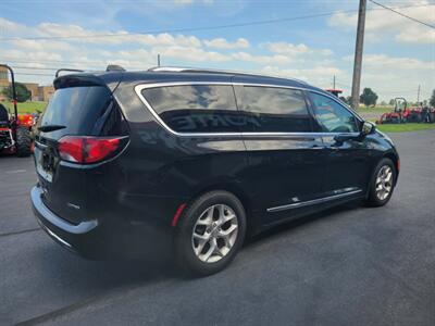 2019 Chrysler Pacifica Limited - Photo 9 - Du Quoin, IL 62832