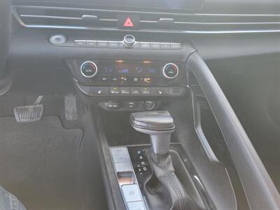 2021 Hyundai ELANTRA Limited - Photo 18 - Du Quoin, IL 62832