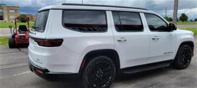 2023 Jeep Wagoneer Series II   - Photo 5 - Du Quoin, IL 62832