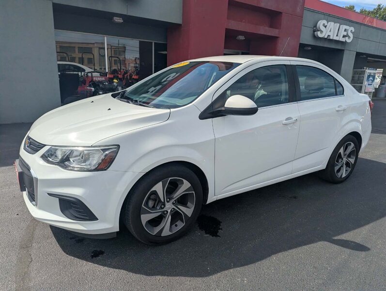 2019 Chevrolet Sonic Premier Auto   - Photo 1 - Du Quoin, IL 62832