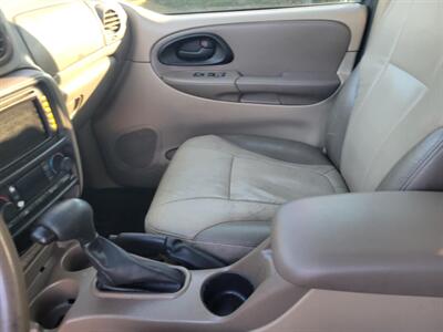 2004 Chevrolet Trailblazer LS   - Photo 3 - Du Quoin, IL 62832