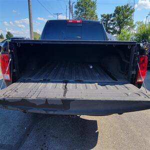 2016 RAM 1500 Big Horn   - Photo 14 - Du Quoin, IL 62832