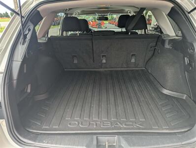 2015 Subaru Outback 2.5i Premium - Photo 8 - Du Quoin, IL 62832