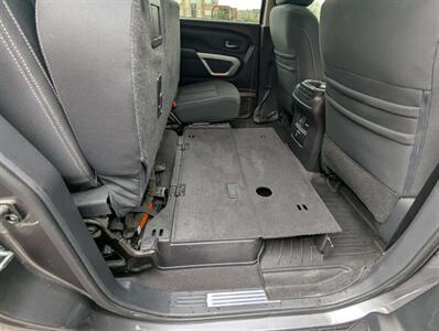 2018 Nissan Titan SV - Photo 9 - Du Quoin, IL 62832