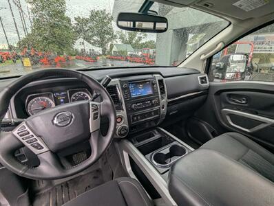 2018 Nissan Titan SV - Photo 13 - Du Quoin, IL 62832