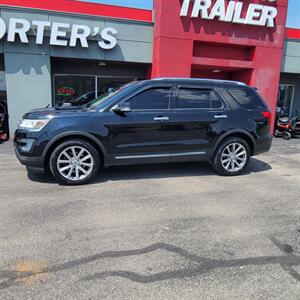 2017 Ford Explorer Limited   - Photo 2 - Du Quoin, IL 62832