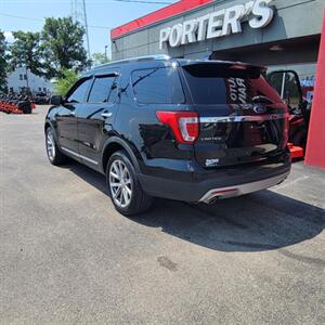 2017 Ford Explorer Limited   - Photo 6 - Du Quoin, IL 62832
