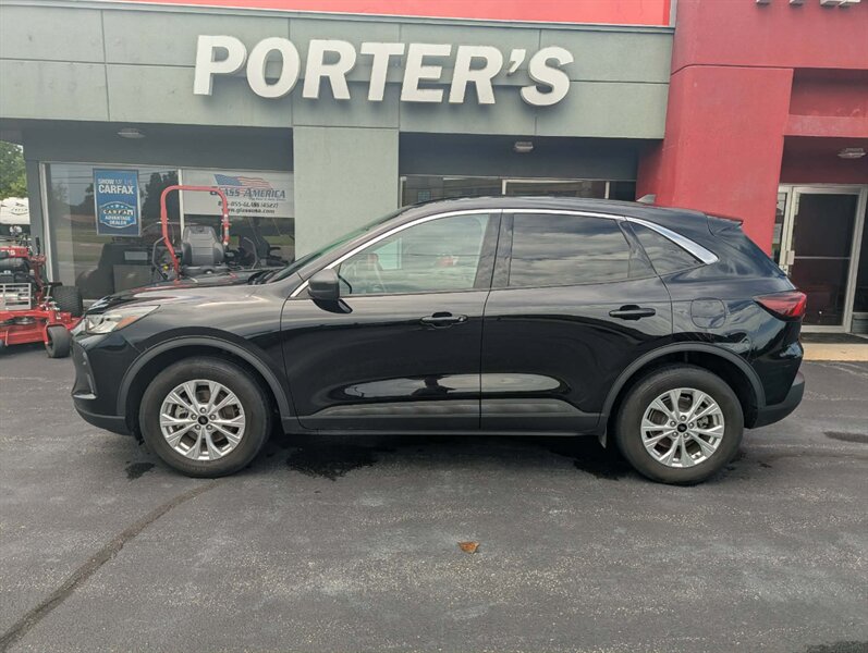 2023 Ford Escape Active   - Photo 1 - Du Quoin, IL 62832