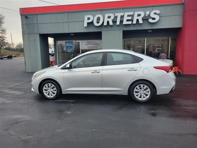 2020 Hyundai ACCENT SE   - Photo 2 - Du Quoin, IL 62832