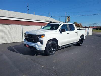 2022 Chevrolet Silverado 1500 Custom - Photo 1 - Du Quoin, IL 62832