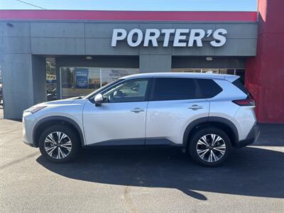 2022 Nissan Rogue SV   - Photo 7 - Du Quoin, IL 62832