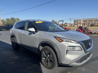 2022 Nissan Rogue SV   - Photo 3 - Du Quoin, IL 62832