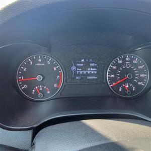 2017 Kia Optima LX   - Photo 12 - Du Quoin, IL 62832