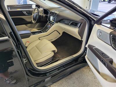 2017 Lincoln Continental Black Label   - Photo 18 - Du Quoin, IL 62832