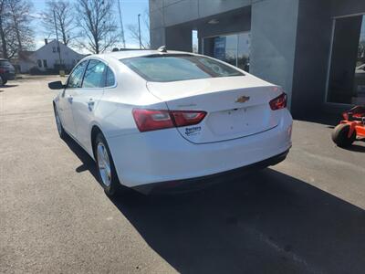 2020 Chevrolet Malibu LS   - Photo 4 - Du Quoin, IL 62832