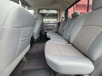 2017 RAM 1500 Big Horn - Photo 12 - Du Quoin, IL 62832