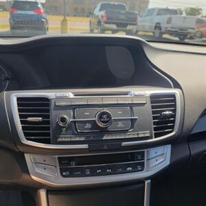 2014 Honda Accord Sport   - Photo 13 - Du Quoin, IL 62832