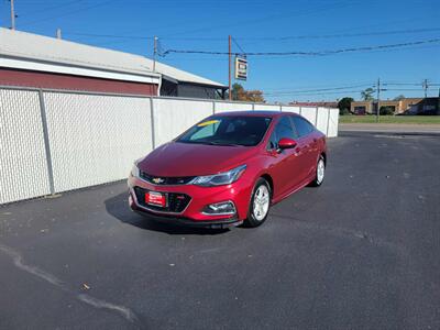 2017 Chevrolet Cruze LT Auto   - Photo 2 - Du Quoin, IL 62832