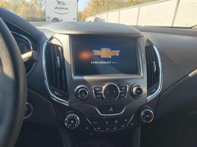 2017 Chevrolet Cruze LT Auto   - Photo 11 - Du Quoin, IL 62832
