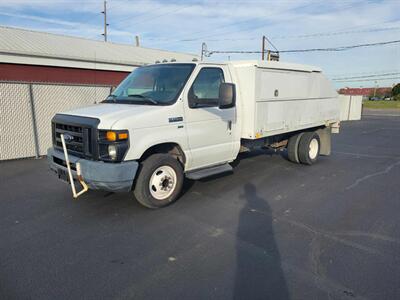 2012 Ford Aerostar E450   - Photo 2 - Du Quoin, IL 62832