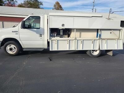 2012 Ford Aerostar E450   - Photo 6 - Du Quoin, IL 62832