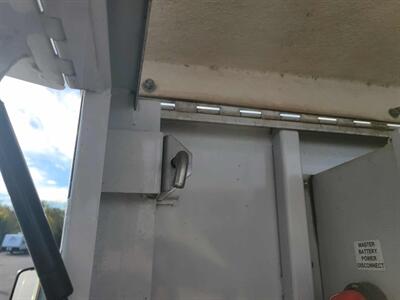 2012 Ford Aerostar E450   - Photo 19 - Du Quoin, IL 62832