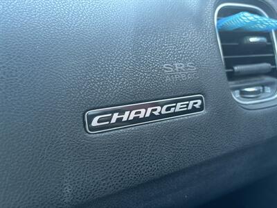 2017 Dodge Charger SE - Photo 16 - Du Quoin, IL 62832