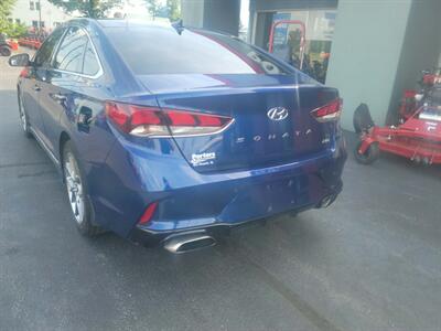 2018 Hyundai SONATA Limited 2.0T - Photo 9 - Du Quoin, IL 62832