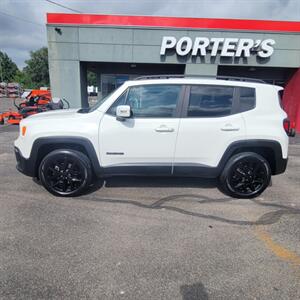 2017 Jeep Renegade Altitude   - Photo 4 - Du Quoin, IL 62832
