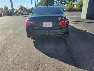 2016 Honda Accord EX   - Photo 6 - Du Quoin, IL 62832