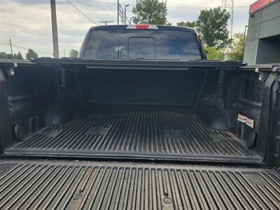 2017 Ford F-150 Lariat   - Photo 9 - Du Quoin, IL 62832