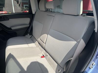 2016 Subaru Forester 2.5i Premium - Photo 13 - Du Quoin, IL 62832