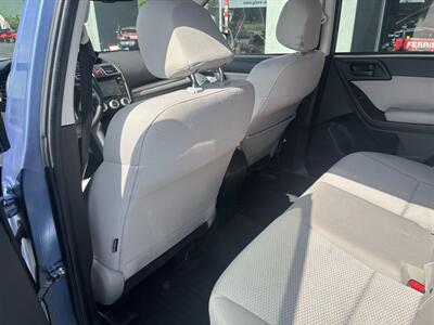 2016 Subaru Forester 2.5i Premium - Photo 12 - Du Quoin, IL 62832