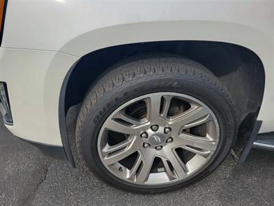 2016 Cadillac Escalade ESV Premium Collection - Photo 6 - Du Quoin, IL 62832